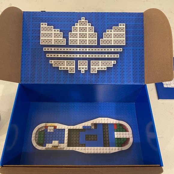 RETIRED LEGO 10282 ADIDAS ORIGINALS SUPERSTAR SNEAKER - Picture 12 of 14